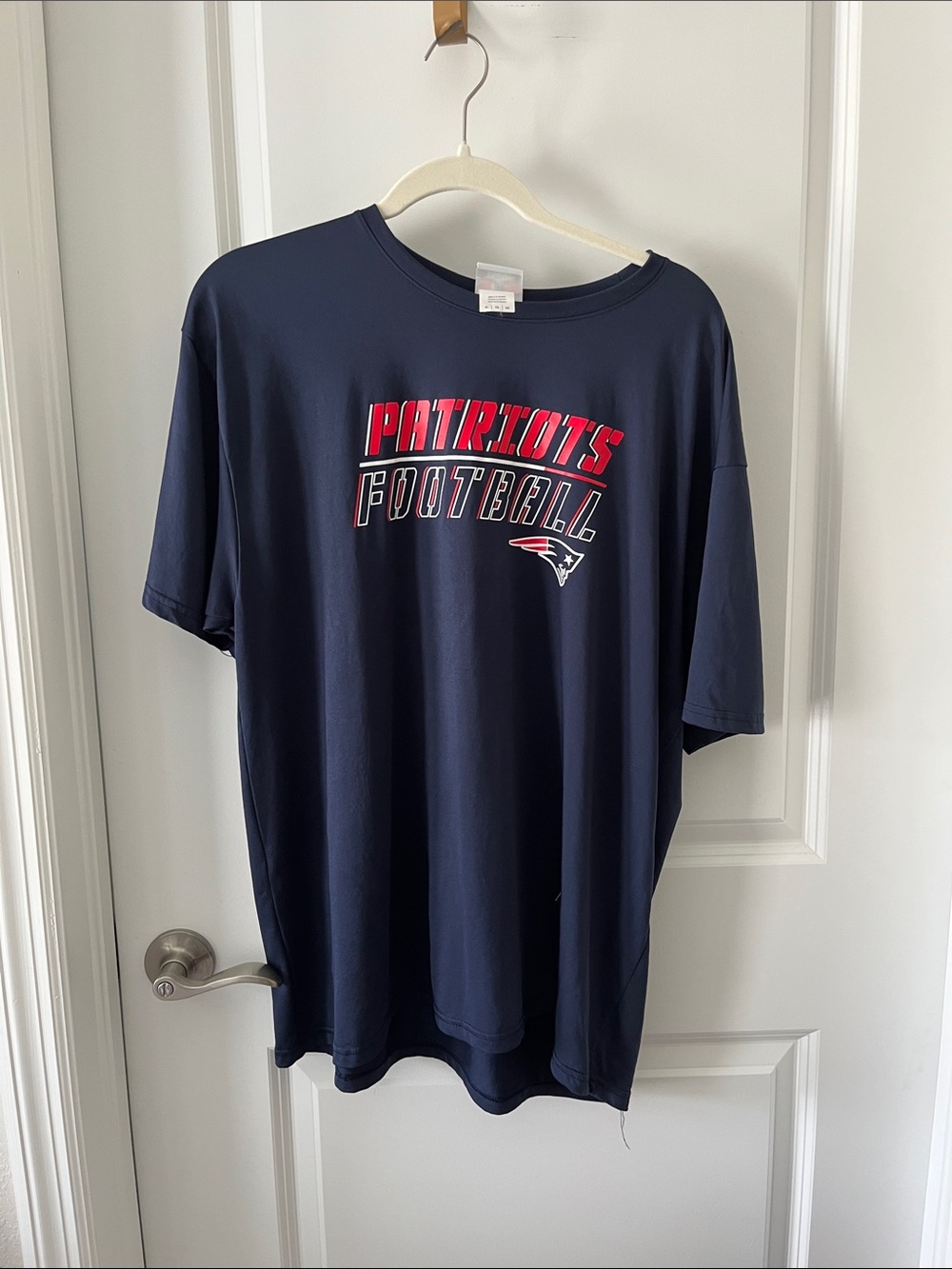 NFL Apparel Authentic New England Patriots Navy Blue Graphic 3D Lettering NWOT